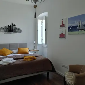 Maisonvanilla , Cagliari Italy