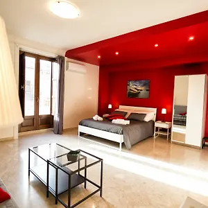 Niria 2*, Ragusa Italy